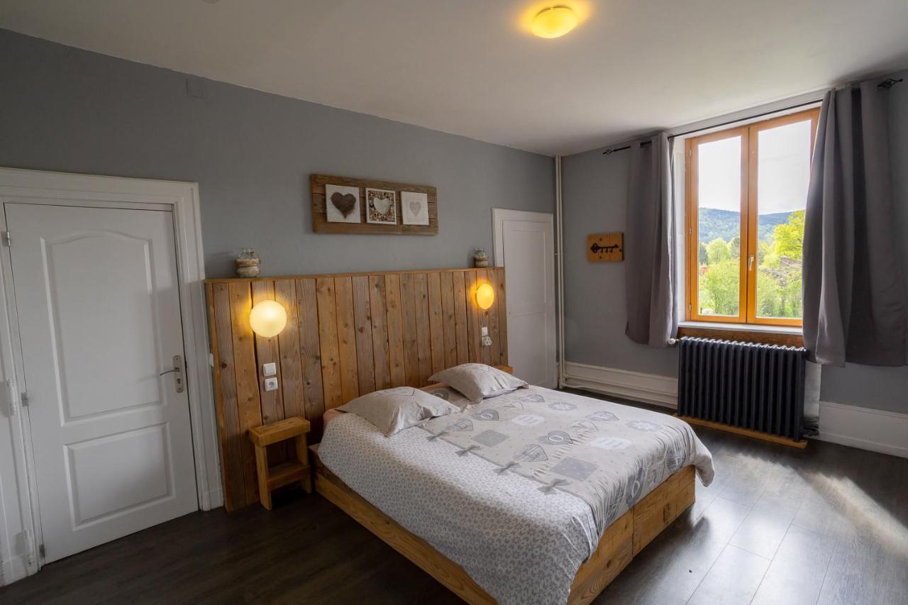 Gite 4 A 10 Pers Granges-sur-Vologne Esterno foto